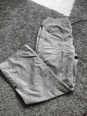 Patagonia Women's Straight Leg Pants in Light Gray